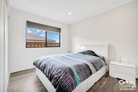 4 Silvester Way, Gledswood Hills, NSW 2557