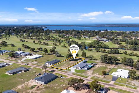 Property photo of 13 Kempton Grove Metung VIC 3904
