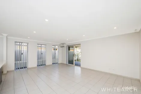 Property photo of 16 Melnik Street Caversham WA 6055