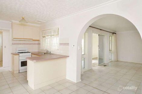 Property photo of 8 Madigan Court Highton VIC 3216