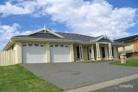 19 Bowerbird St, Maryland, NSW 2287