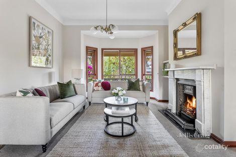 Property photo of 2 Cameron Court Eltham VIC 3095