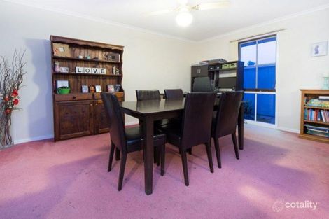 Property photo of 19 Sandfield Drive Carrum Downs VIC 3201