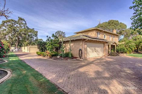 Property photo of 2 Honeytree Place Falcon WA 6210
