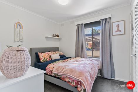 Property photo of 211B Allingham Street Kangaroo Flat VIC 3555