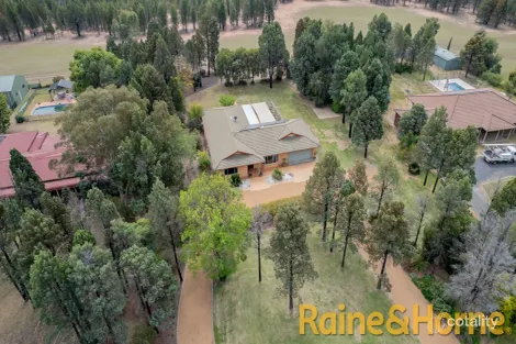 Property photo of 26 Butler Drive Gilgandra NSW 2827
