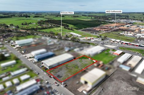 8-10 Saunders St, Colac East, VIC 3250