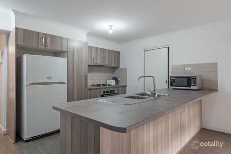 Property photo of 34 Windrock Avenue Craigieburn VIC 3064