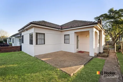 Property photo of 82 Lambeth Street Panania NSW 2213