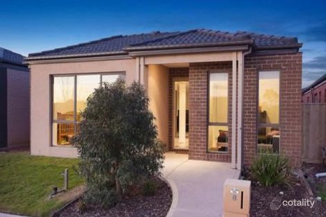 Property photo of 8 Latte Walk Point Cook VIC 3030