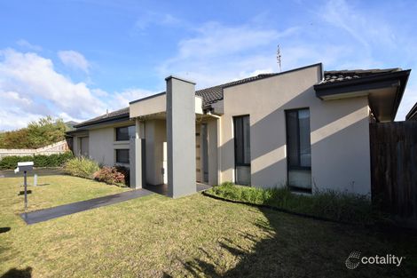 Property photo of 2/16 Sweetwater Place Moe VIC 3825