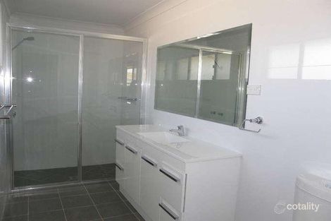 Property photo of 52 James Barnet Drive Kelso NSW 2795