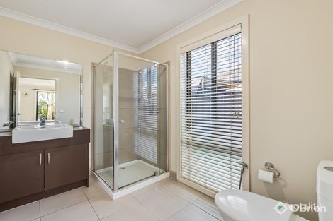 Property photo of 15 Corey Close Deer Park VIC 3023