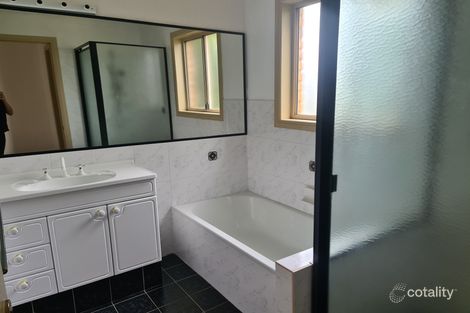 Property photo of 5 Mangrove Court Rothwell QLD 4022