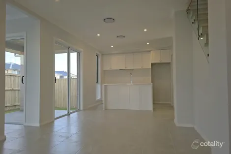 Property photo of 26 Newfoundland Way Box Hill NSW 2765