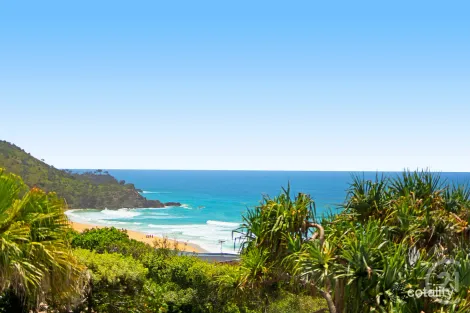 Property photo of 7 Arakoon Crescent Sunshine Beach QLD 4567