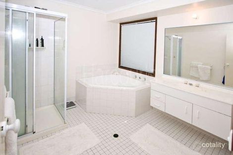 Property photo of 15 Camborne Place Chapel Hill QLD 4069