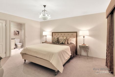 Property photo of 20 Snowbell Close Stretton QLD 4116
