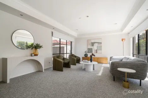 Property photo of 14 Chartwell Crescent Derrimut VIC 3026