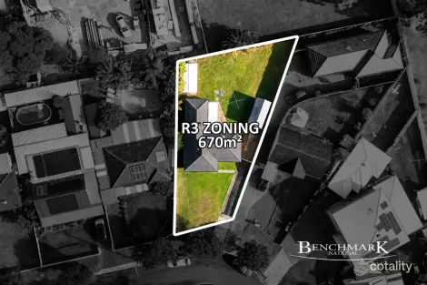 Property photo of 17 Facey Crescent Lurnea NSW 2170
