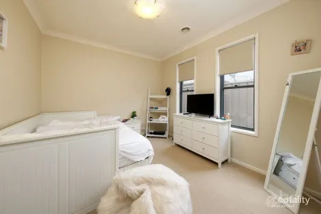 Property photo of 3 Grange Close Wodonga VIC 3690