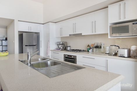 Property photo of 10/78 Albert Street Warners Bay NSW 2282