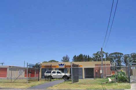 2 Gibbens Rd, West Gosford, NSW 2250