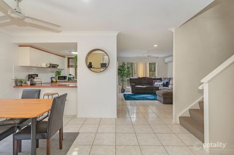 Property photo of 2/113-115 Arundel Drive Arundel QLD 4214