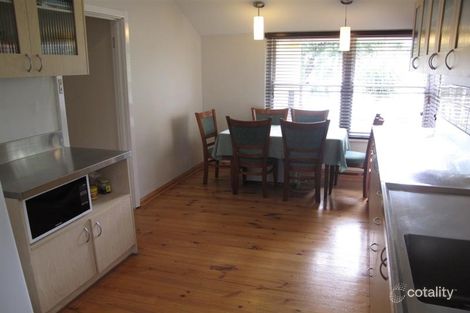 8 Myrtle Gr, Tonsley, SA 5042