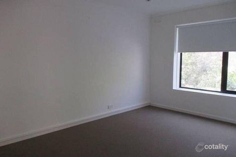 Property photo of 170A Warrigal Road Oakleigh VIC 3166