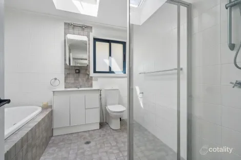 Property photo of 32 Crawford Road Mount Kuring-Gai NSW 2080