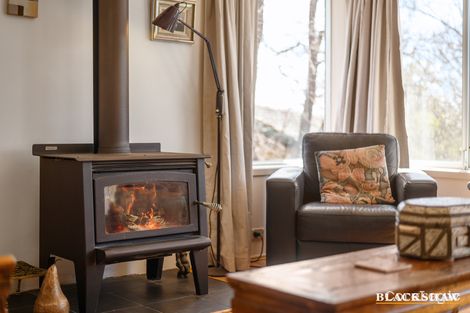 Property photo of 30 Bamford Street Hughes ACT 2605