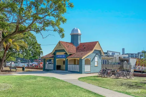 Property photo of 54 Dover Street Hawthorne QLD 4171