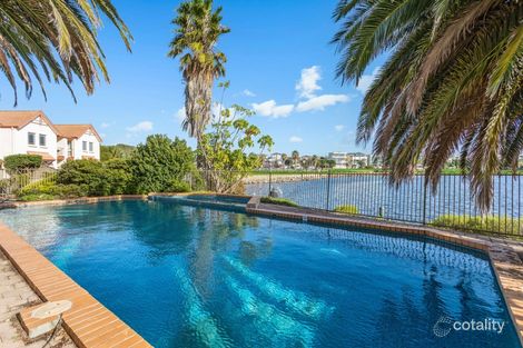 Property photo of 2/242 Trimmer Parade West Lakes SA 5021