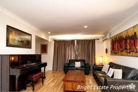 Property photo of 538 Warrigal Road Eight Mile Plains QLD 4113