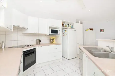 Property photo of 8 Boronia Close Rosebery NT 0832