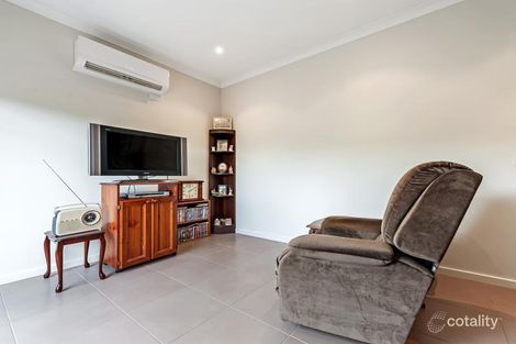 Property photo of 2/91 Darebin Boulevard Reservoir VIC 3073