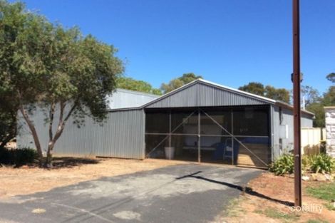 6 Davis Cres, Penola, SA 5277