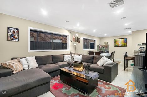 Property photo of 41 Canunda Way Tarneit VIC 3029