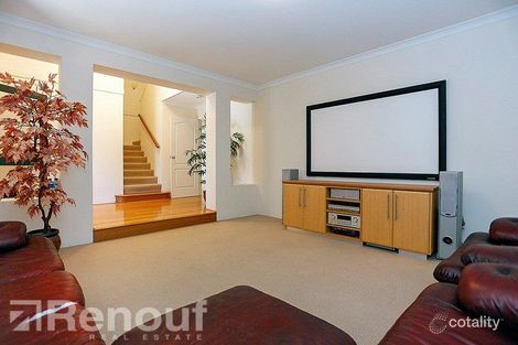 Property photo of 8 Eucla Court North Fremantle WA 6159