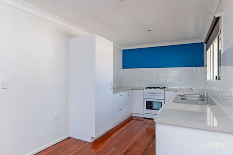 Property photo of 17 Overell Crescent Riverview QLD 4303