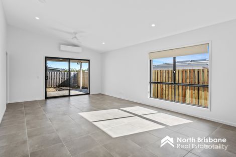 Property photo of 12 Tadorna Street Narangba QLD 4504