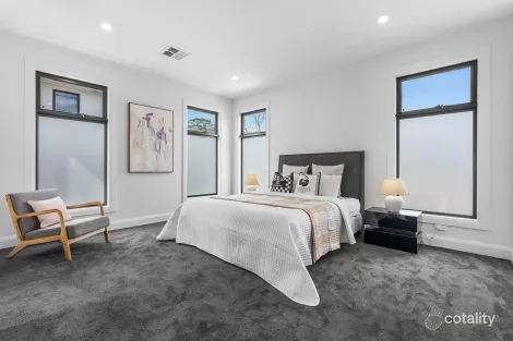 Property photo of 2/3 Aldinga Street Blackburn South VIC 3130