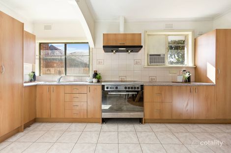 Property photo of 14 Hampshire Road Forest Hill VIC 3131