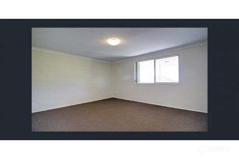 17 Newcastle St, Cringila, NSW 2502