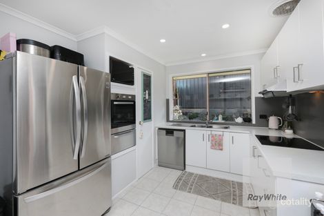 Property photo of 15 Redwood Close Meadow Heights VIC 3048