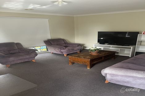 Property photo of 18 Heales Road Cranbourne East VIC 3977