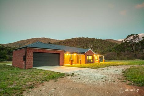 Property photo of 889 Great Alpine Road Freeburgh VIC 3741