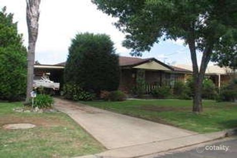 21 John St, South Tamworth, NSW 2340