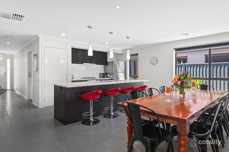 Property photo of 17 Rooney Crescent Lucas VIC 3350